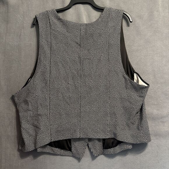 Torrid Studio Luxe Ponte Vest Herringbone Womens Plus Size 6X 30 Black Career - Picture 3 of 7